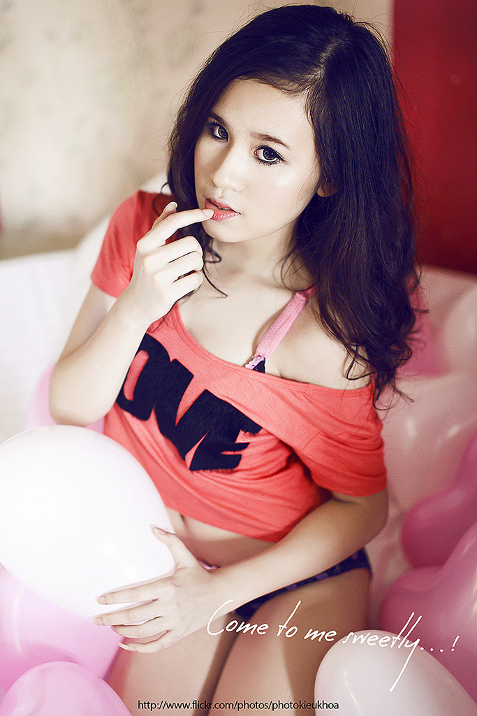 女m打开腿被主人调教